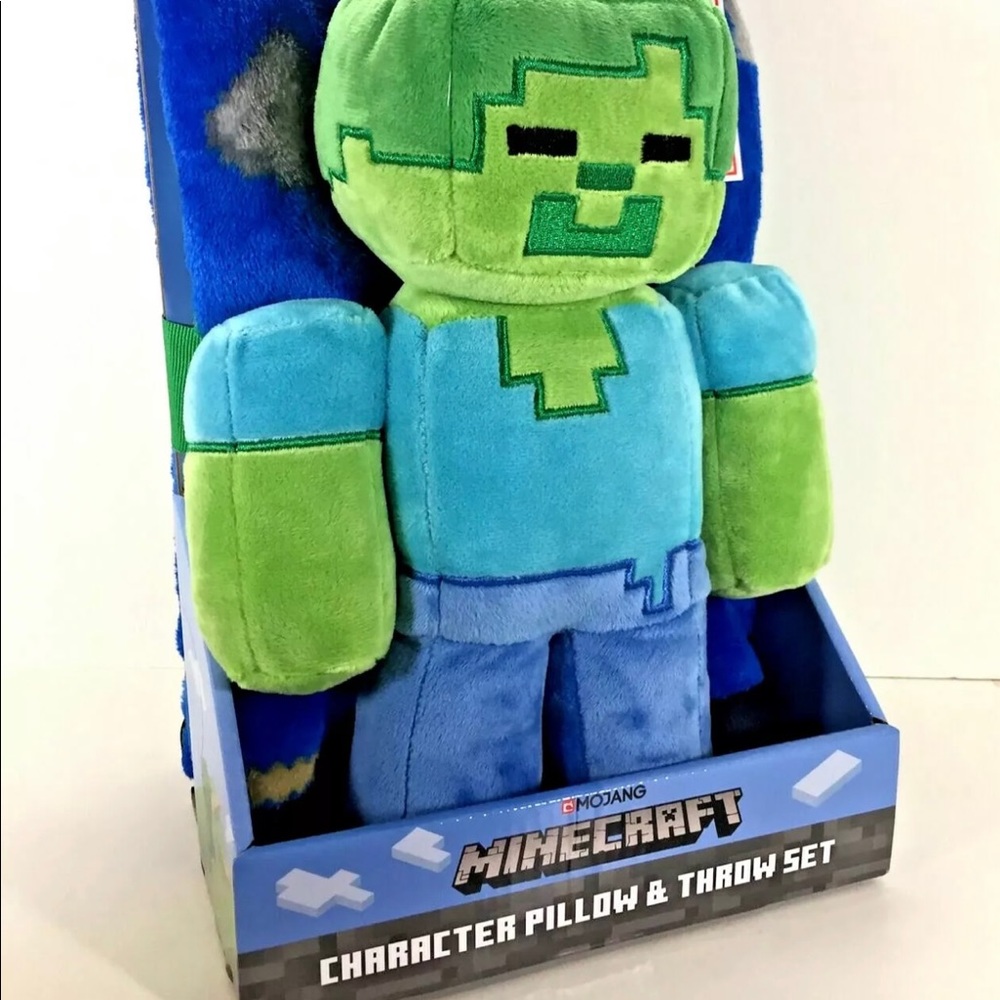Minecraft Zombie Pillow Plush& Throw Set NWT